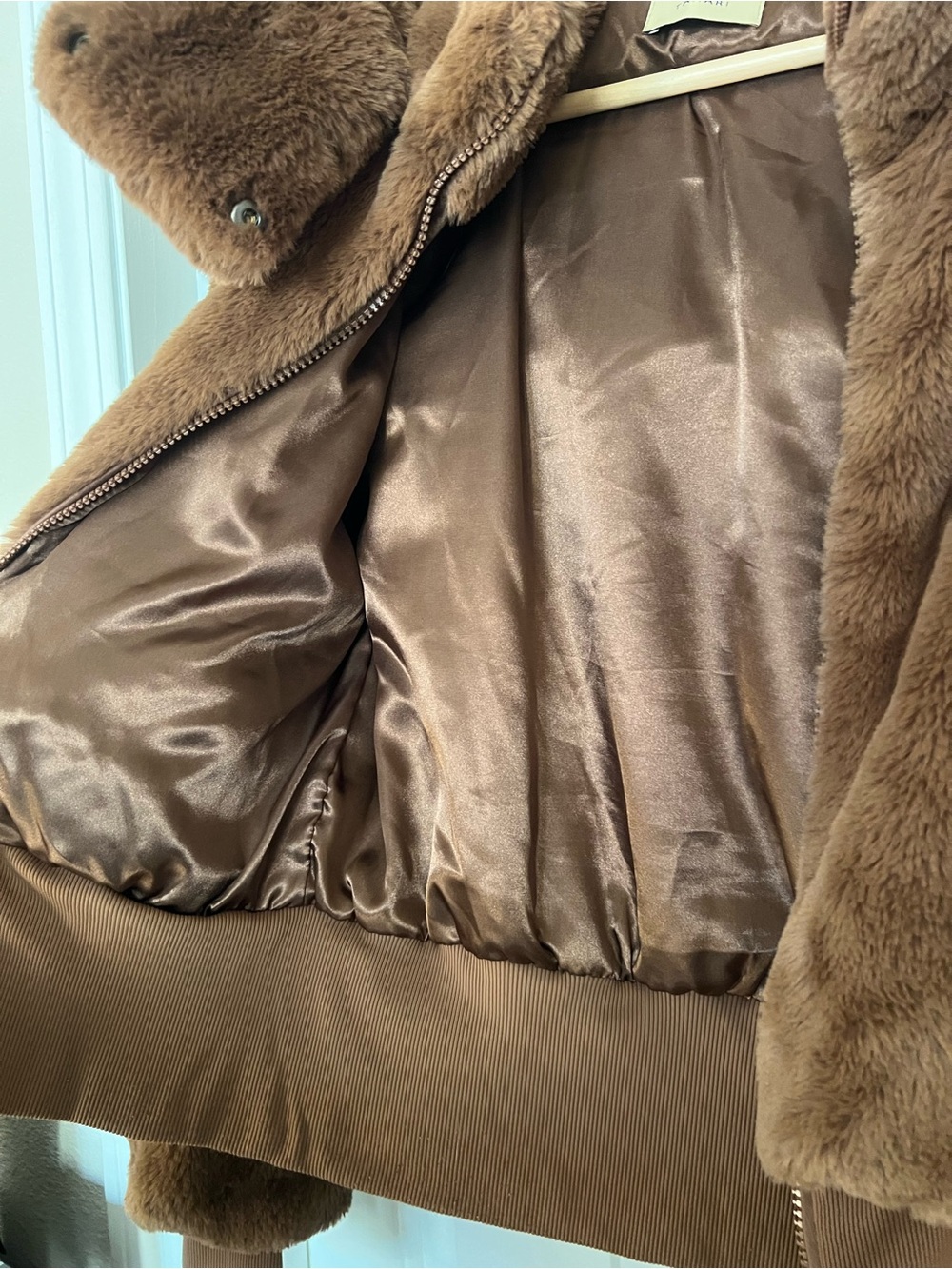 Elie Tahari Chestnut Brown Faux Fur Hooded Jacket - Picture 5 of 10
